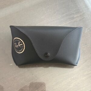 Ray-Ban Classic Black Sunglasses Holder /case Brand New.